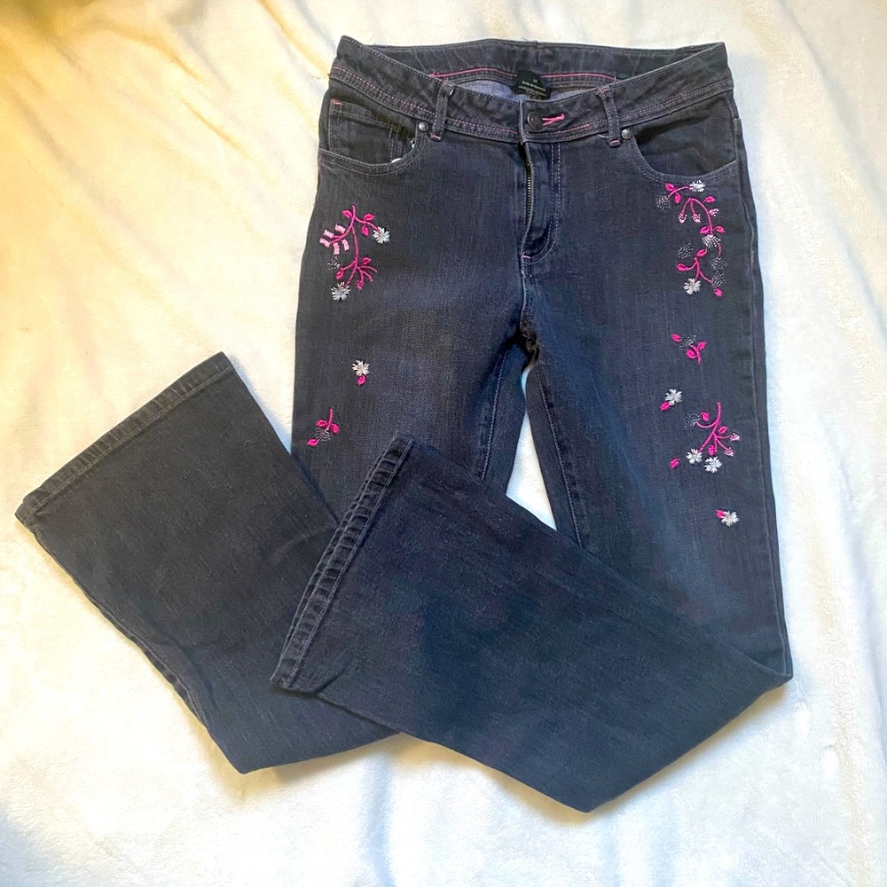 JUNIORS Faded Glory Dark Wash Embroidered Jeans